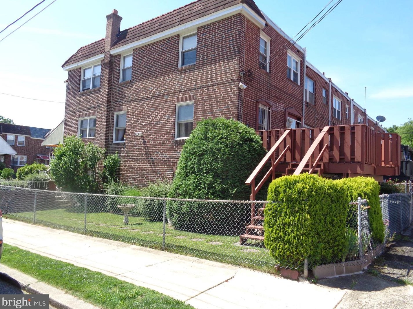 1327 Weaver St, Philadelphia PA  19150-2517 exterior