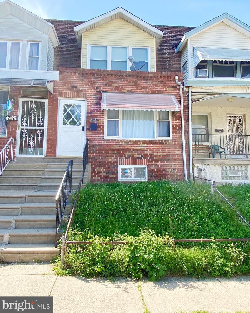 7219 Theodore St, Philadelphia, PA 19142-1531
