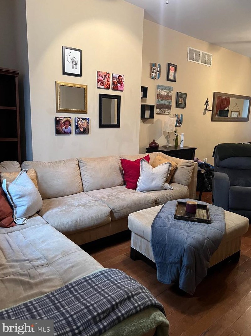 2703 E Ann St, Philadelphia, PA 19134