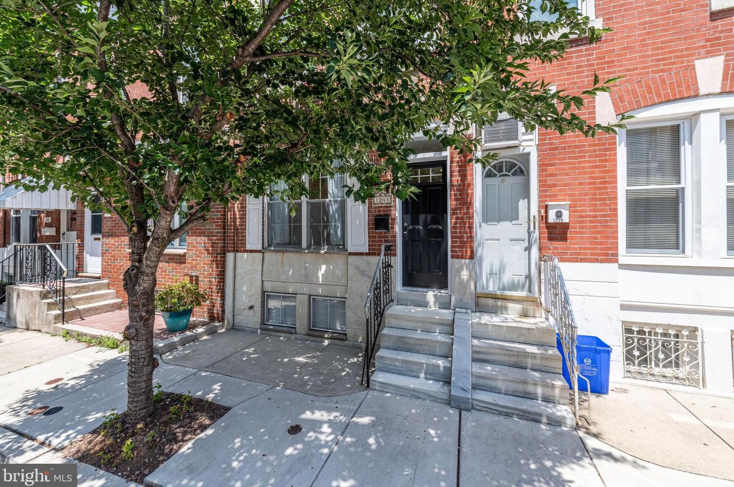 1241 Durfor St, Philadelphia, PA 19148-3513