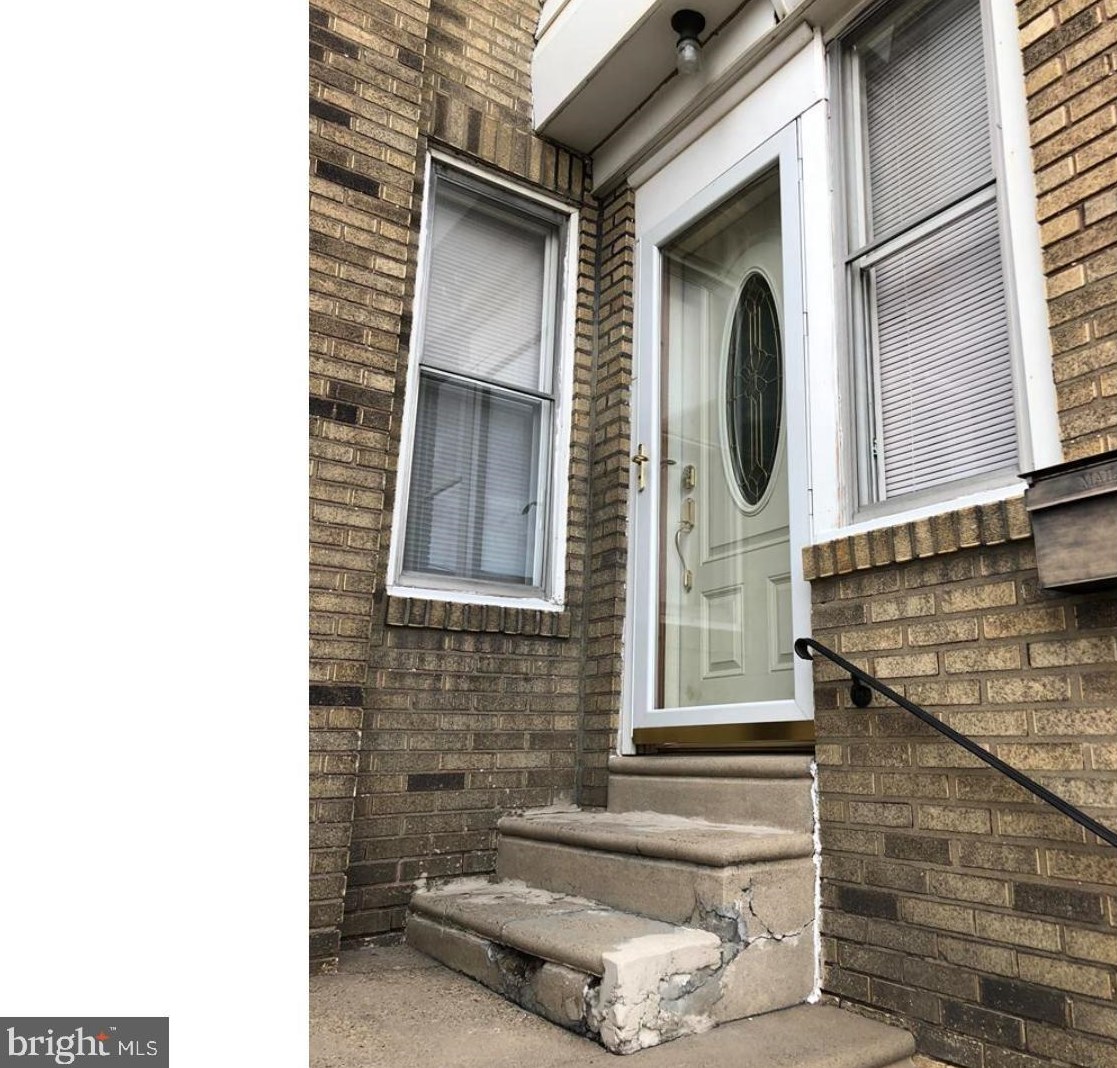 4238 Neilson St, Philadelphia, PA 19124-4922