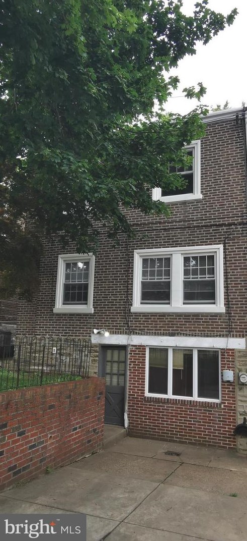3224 Brighton St, Philadelphia PA  19149-2003 exterior