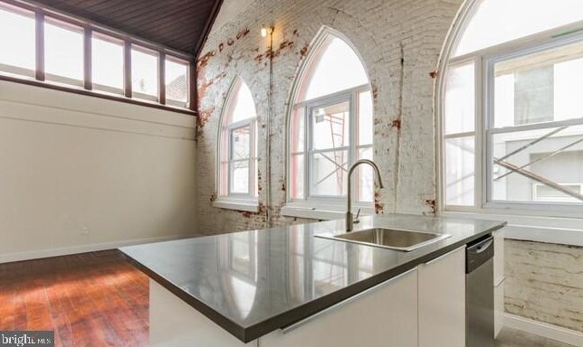 1558 E Montgomery Ave #2a, Philadelphia, PA 19125