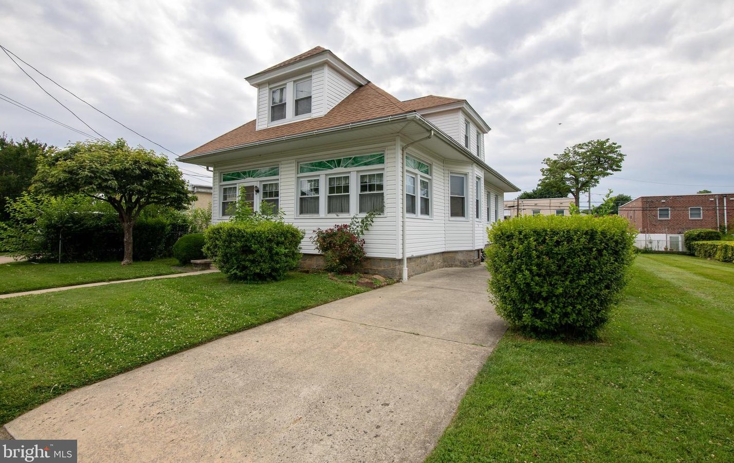 9214 Gillespie St, Philadelphia, PA 19114-3920