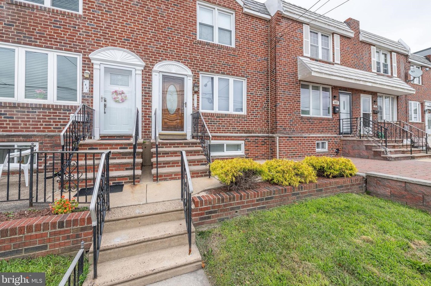 1823 Schley St, Philadelphia, PA 19145-5433