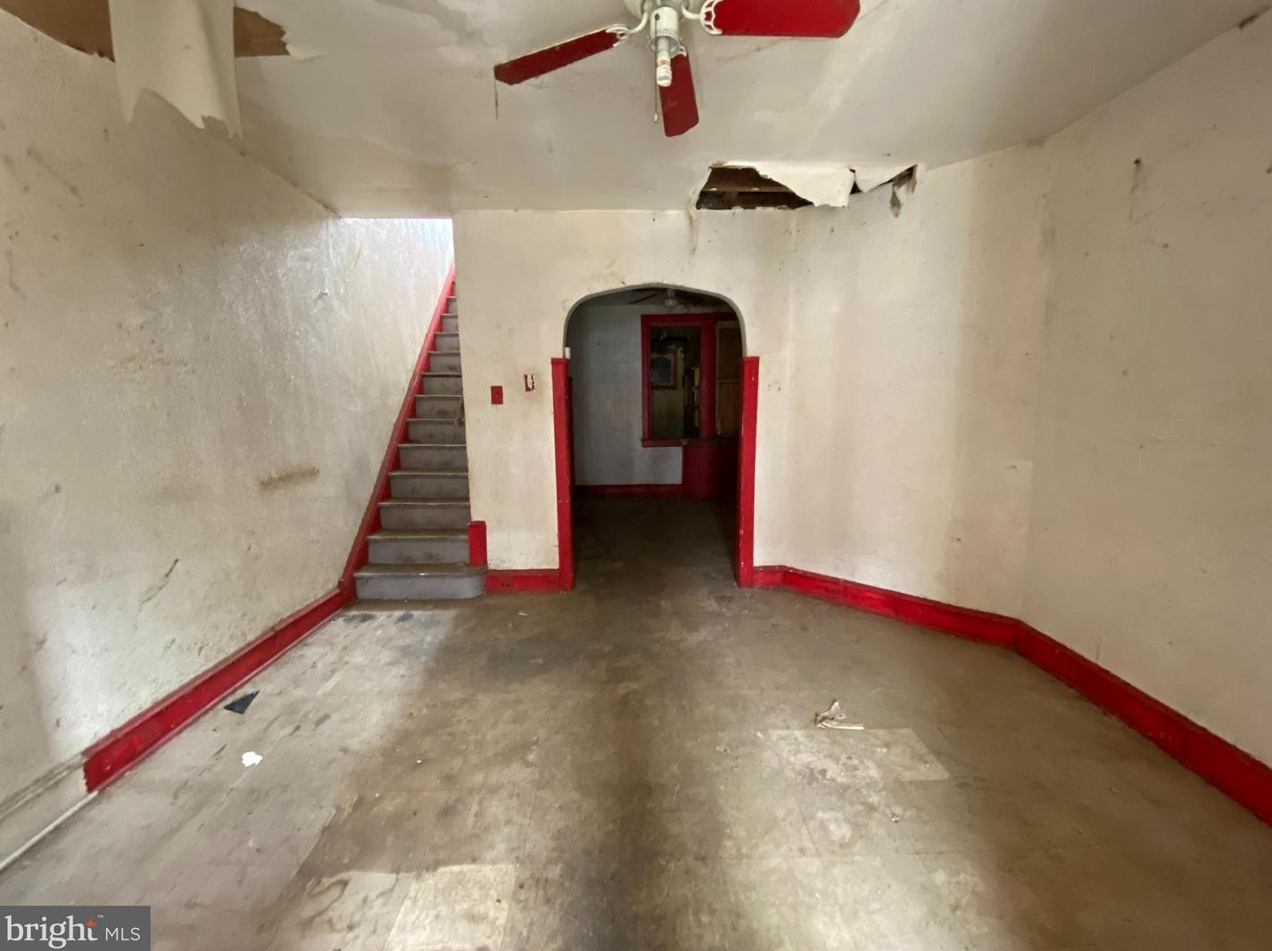 197 Luray St, Philadelphia, PA 19120-4424