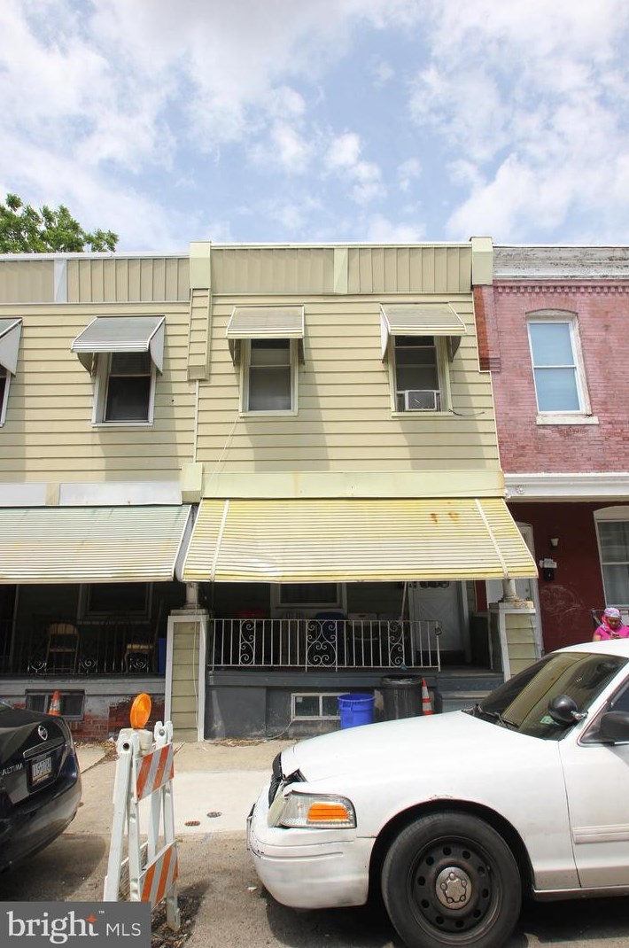 424 Salford St, Philadelphia, PA 19151-4345