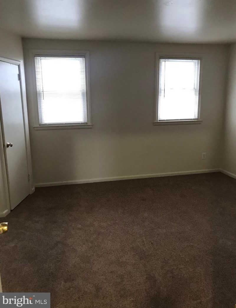 6014 Tulip St, Philadelphia, PA 19135