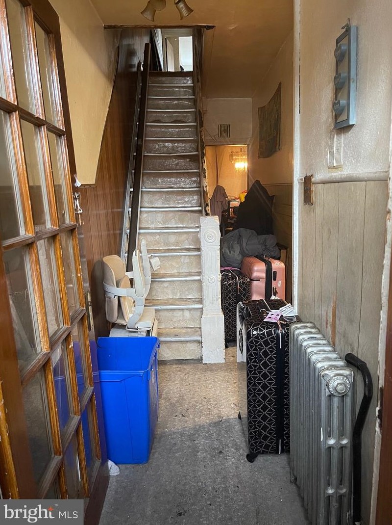 2229 Reed St, Philadelphia, PA 19146-4224