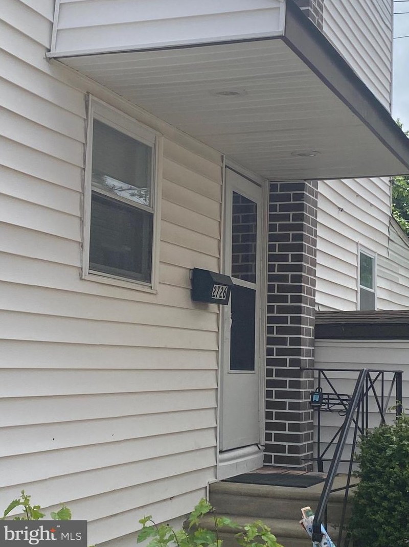 2726 Maxwell St, Philadelphia PA  19136-1017 exterior