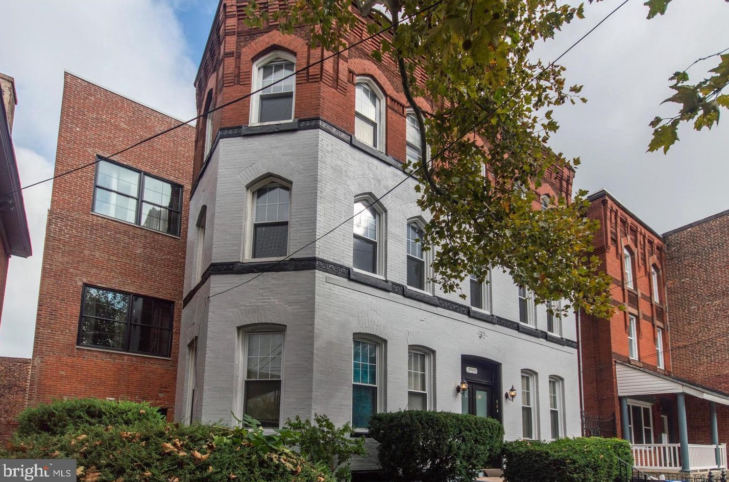 3905 Baring St #1b, Philadelphia, PA 19104