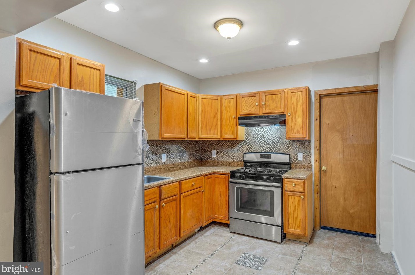 3258 Marston St, Philadelphia PA  19129-1821 exterior