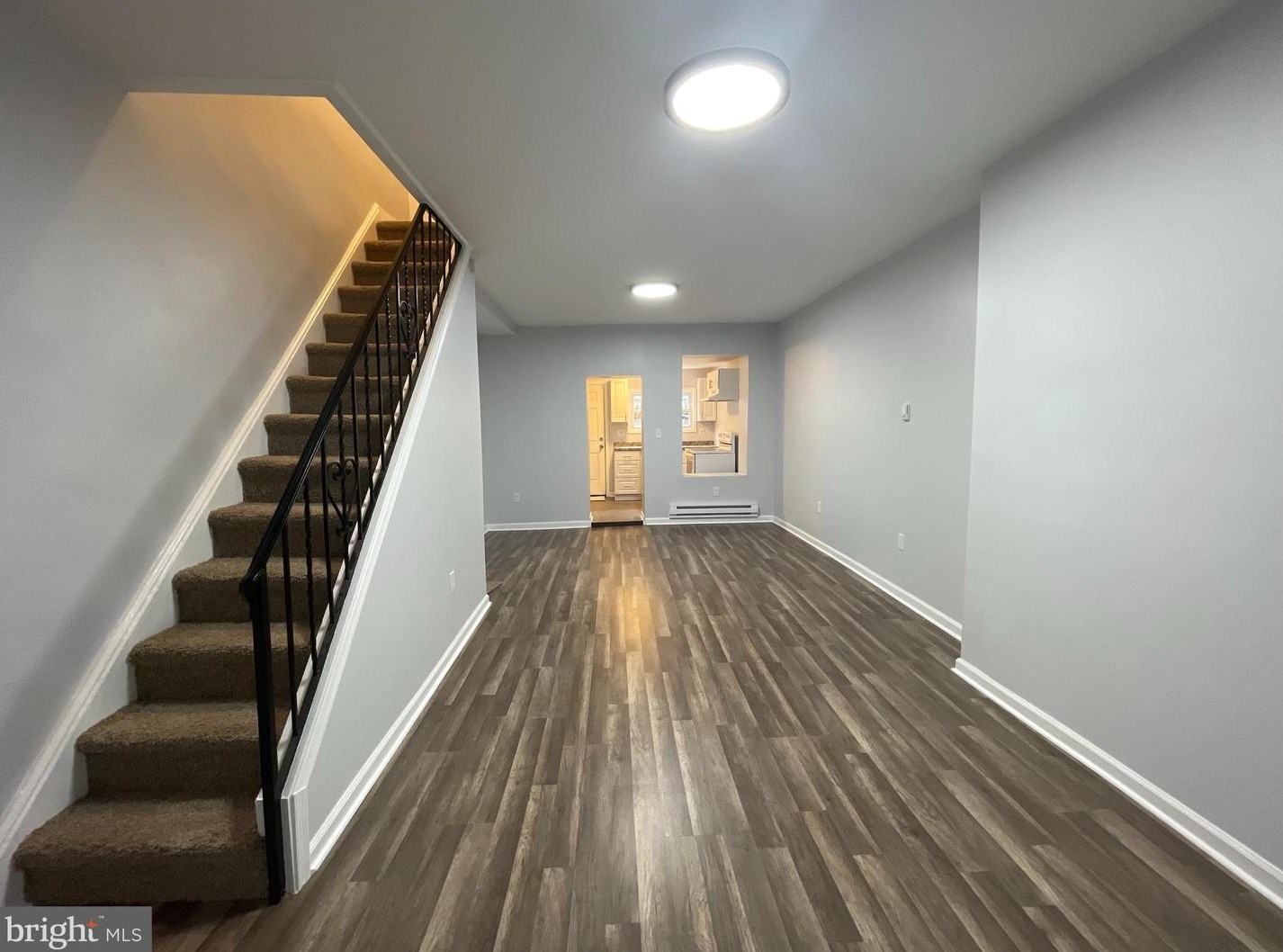 3461 Crystal St, Philadelphia, PA 19134-1206