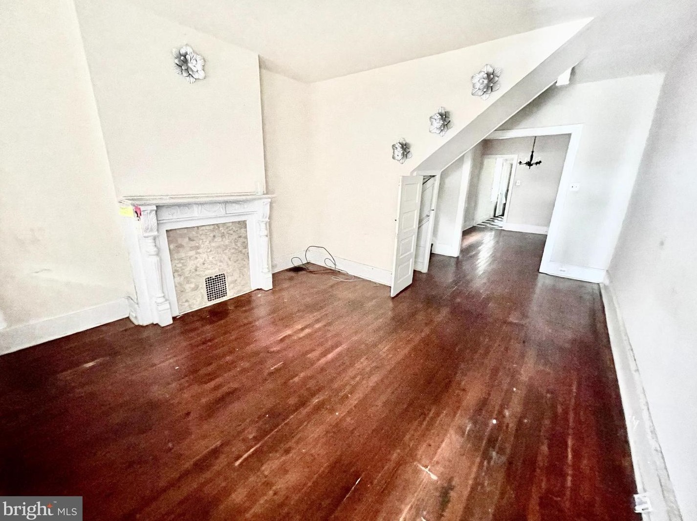 126 Hansberry St, Philadelphia PA  19144-3506 exterior