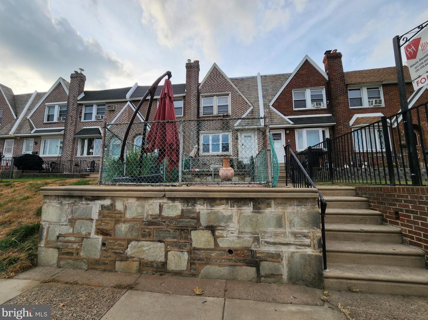 6240 Montague St, Philadelphia, PA 19135-3506