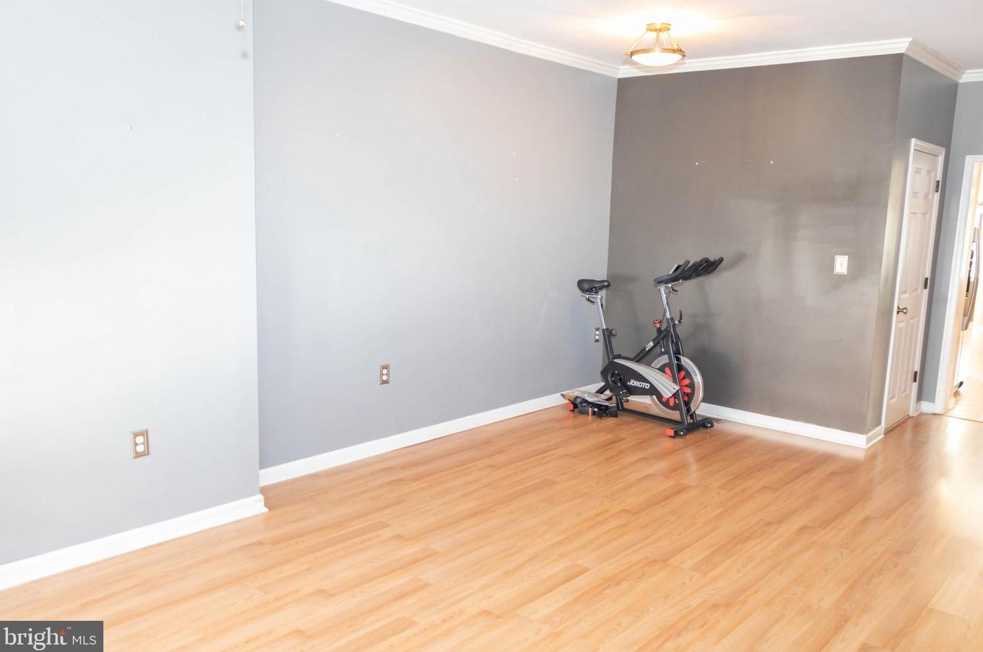 2007 Memphis St, Philadelphia, PA 19125