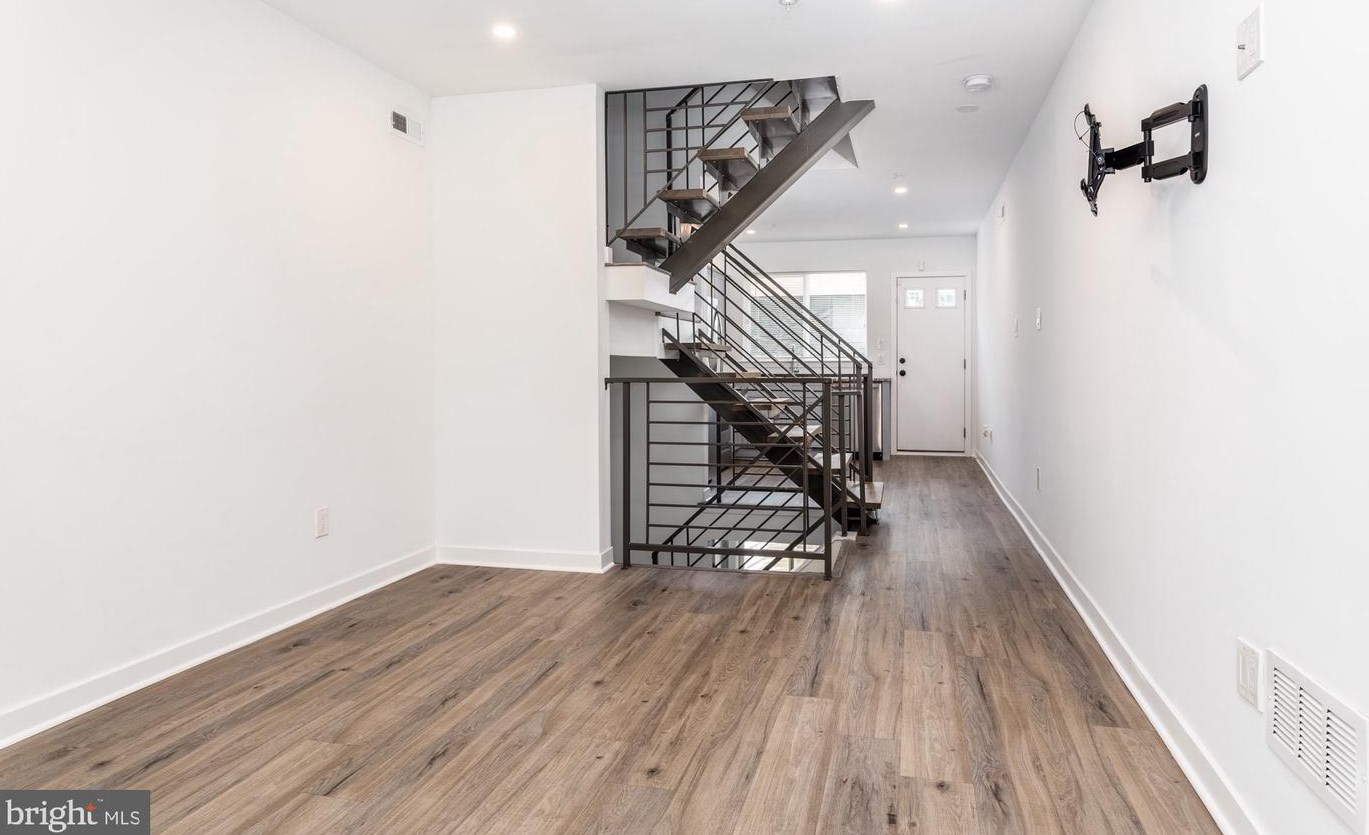 2211 Philip St, Philadelphia PA  19133-3314 exterior