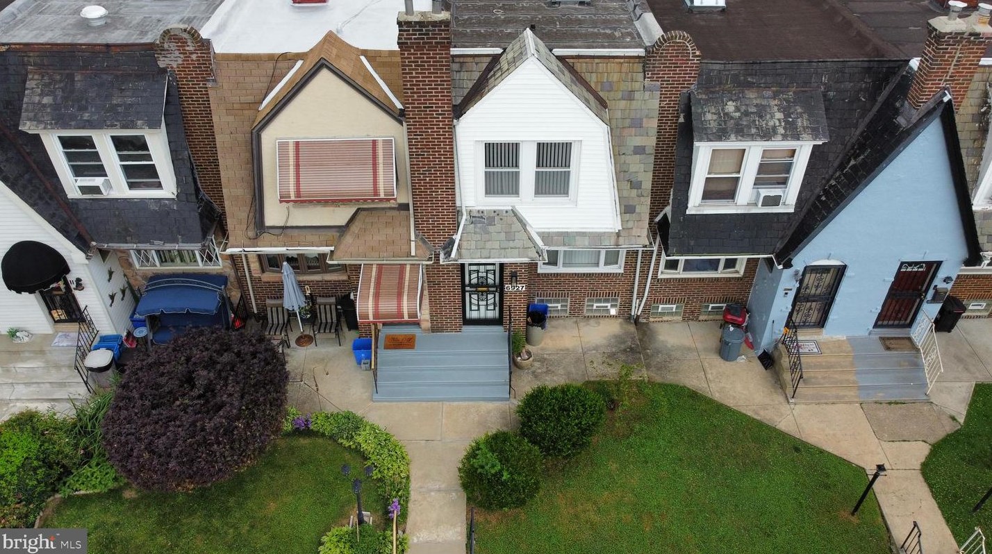 6927 Wister St, Philadelphia, PA 19138-1918