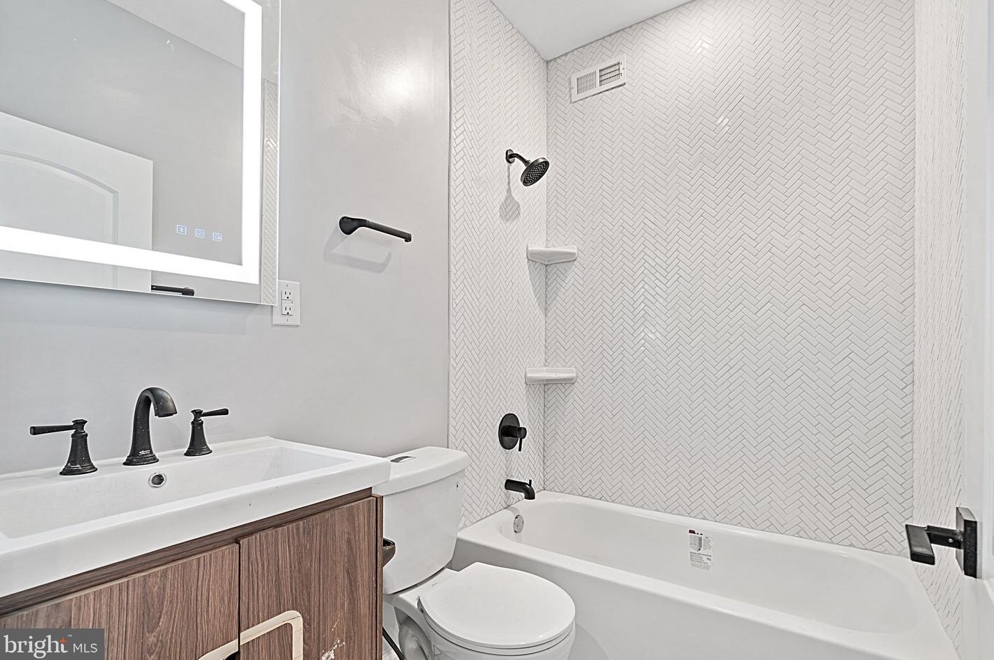 1705 Newkirk St, Philadelphia PA  19145-1626 exterior