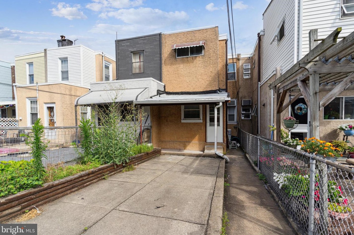 3055 Chatham St, Philadelphia PA  19134-4306 exterior
