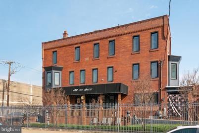 2337 S 13th Street, Philadelphia, PA 19148 - Photo 1
