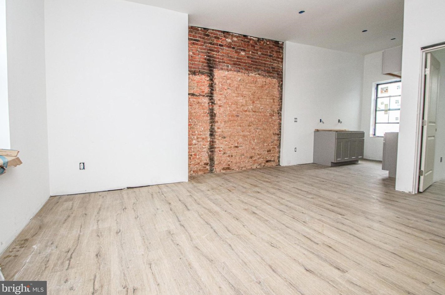 3945 Lancaster Ave #3b, Philadelphia, PA 19104