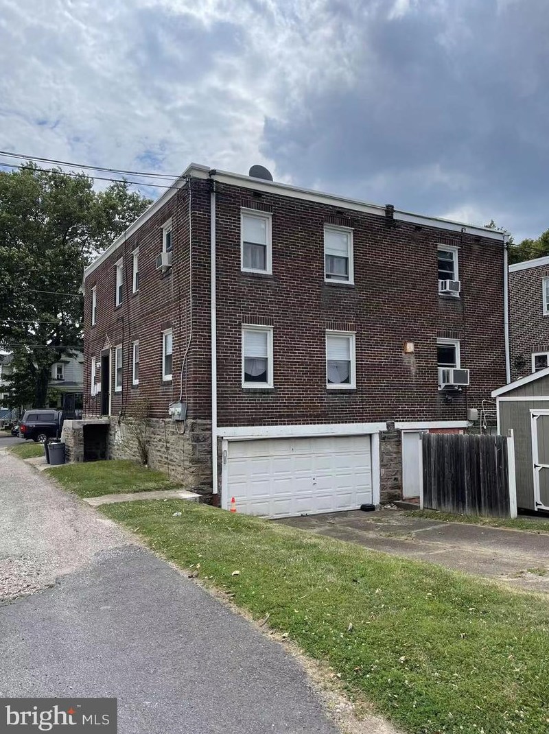 1927 Borbeck Ave #1, Philadelphia, PA 19111