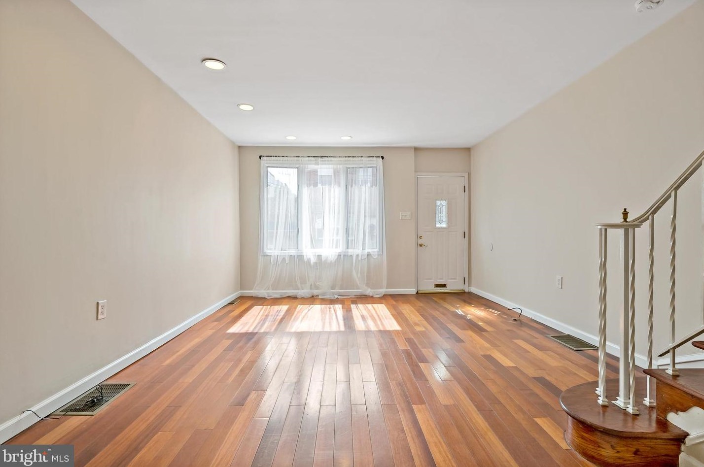 2508 S Sartain St, Philadelphia, PA 19133