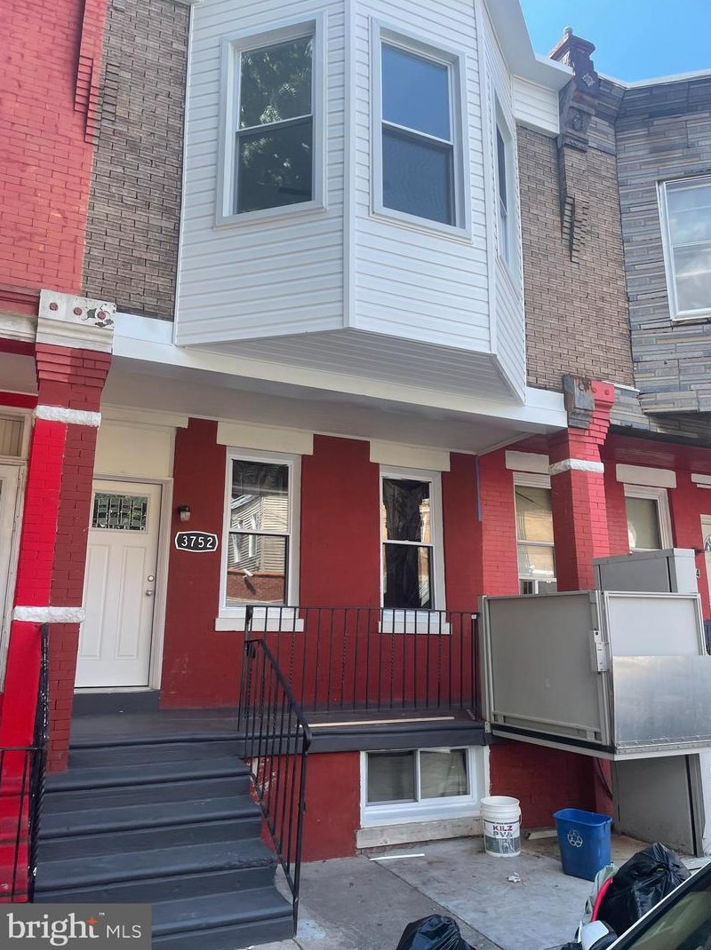 3752 N 8th St, Philadelphia, PA 19140
