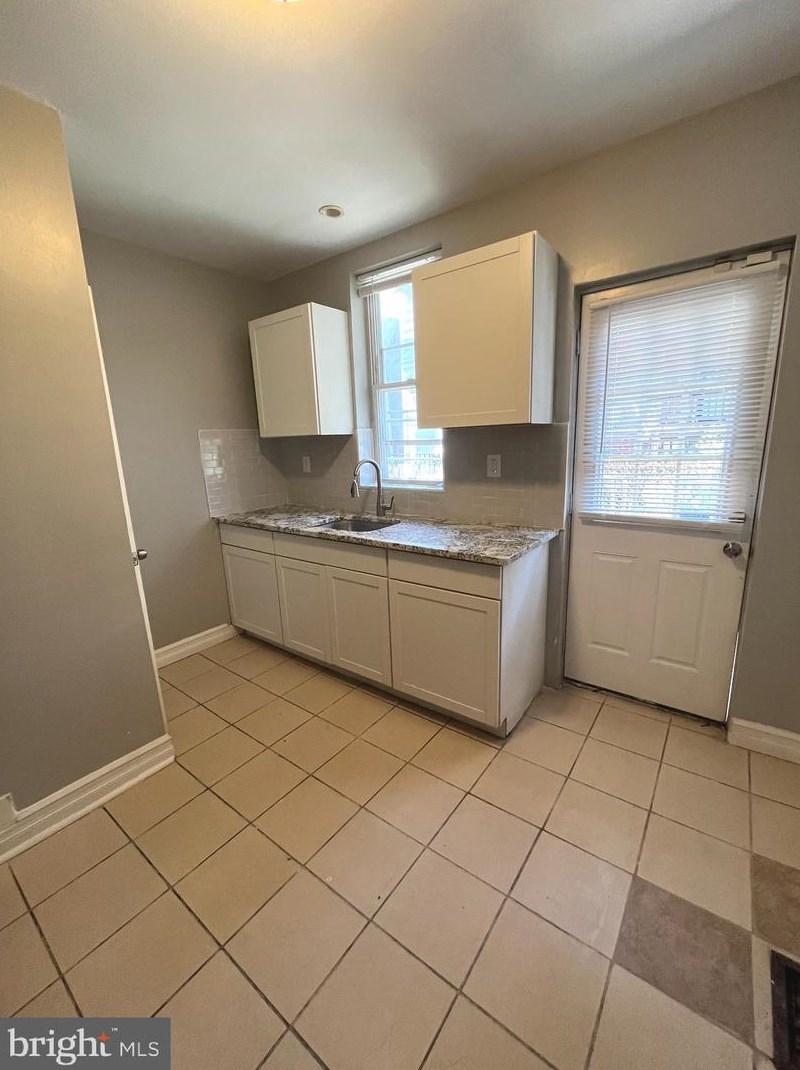 5851 Walton Ave, Philadelphia PA  19143-2429 exterior