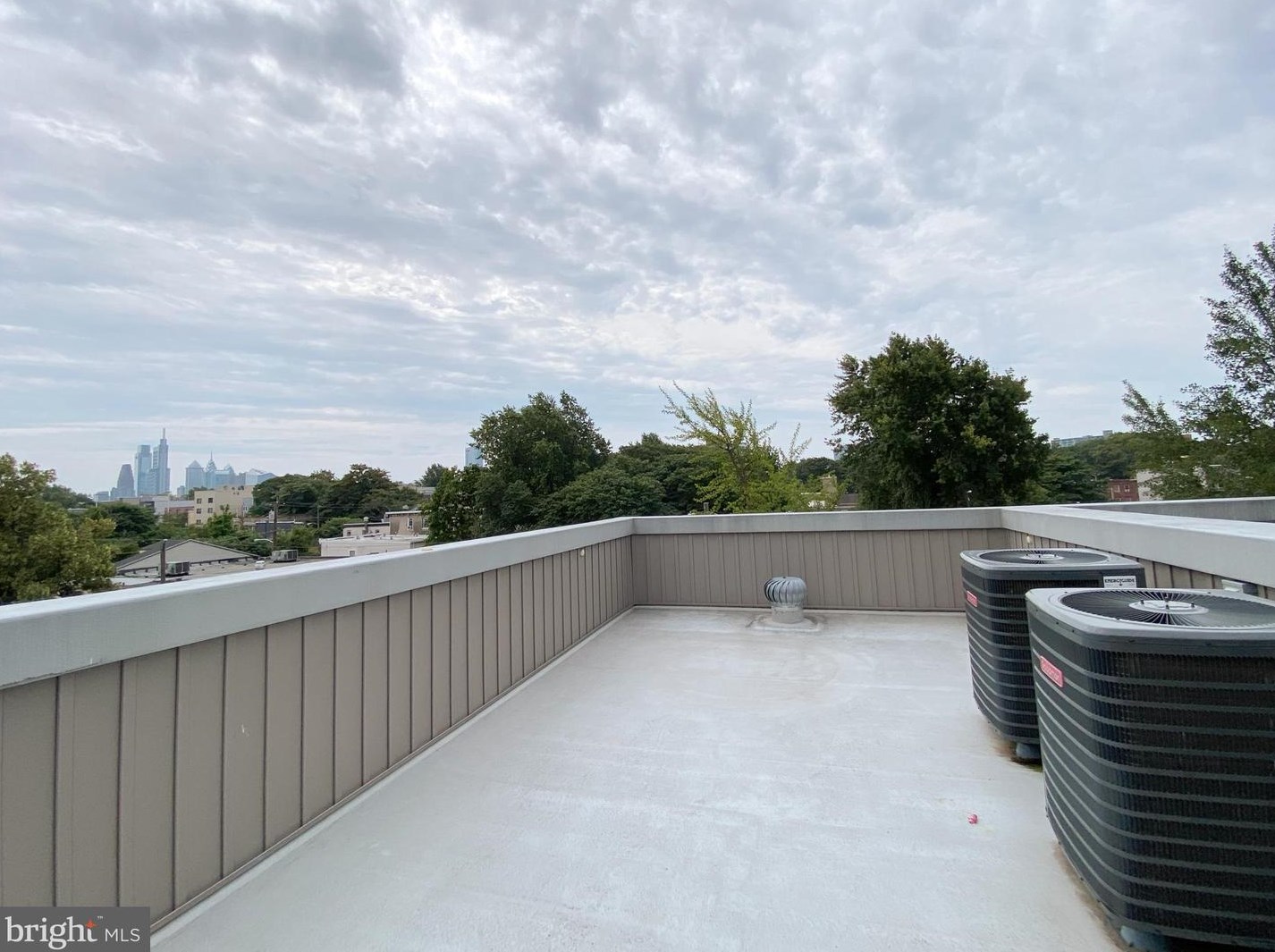 3817 Wallace St, Philadelphia PA 19104-1837 exterior