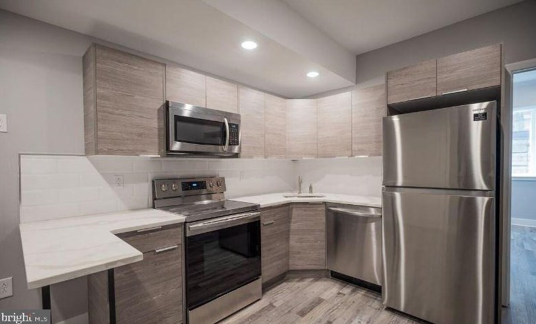 3817 Wallace St, Philadelphia PA 19104-1837 exterior