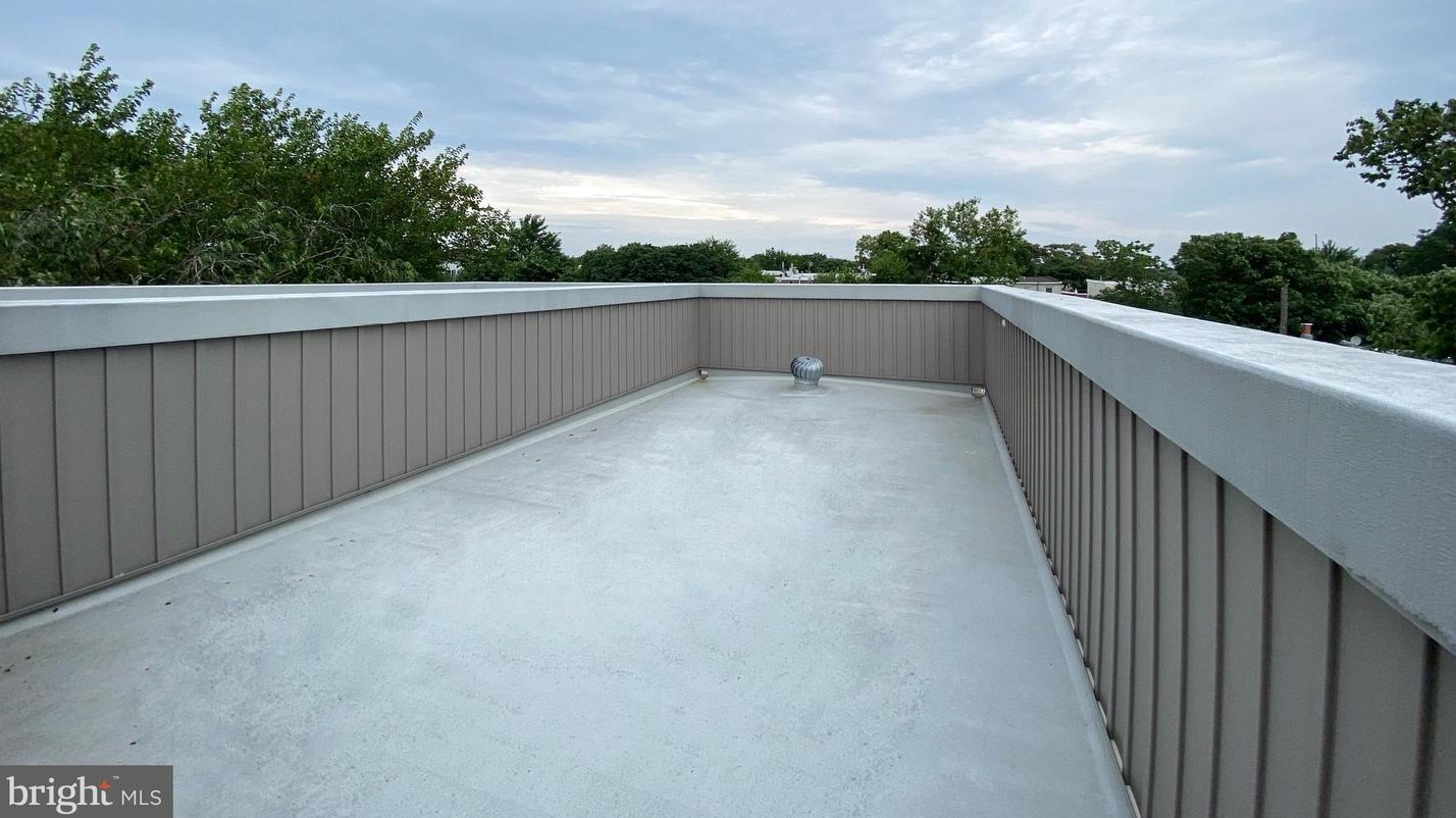 3817 Wallace St, Philadelphia PA 19104-1837 exterior