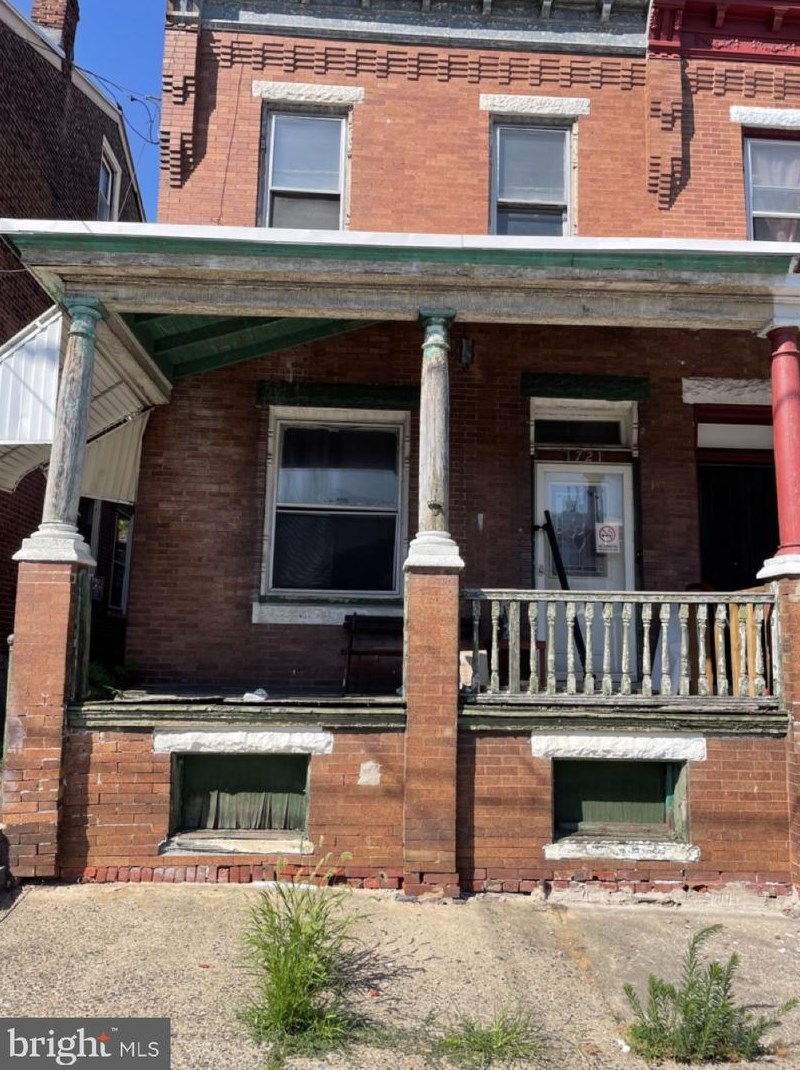 1721 Harrison St, Philadelphia, PA 19124-2747