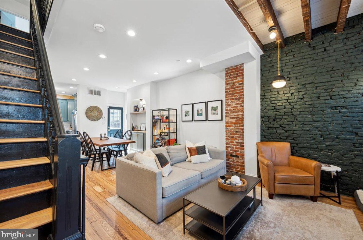 1645 S Orkney St, Philadelphia, PA 19148