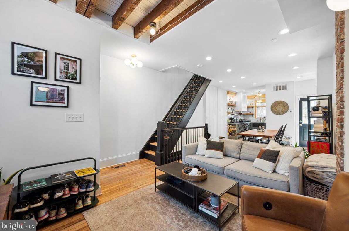 1645 Orkney St, Philadelphia PA  19148-1328 exterior
