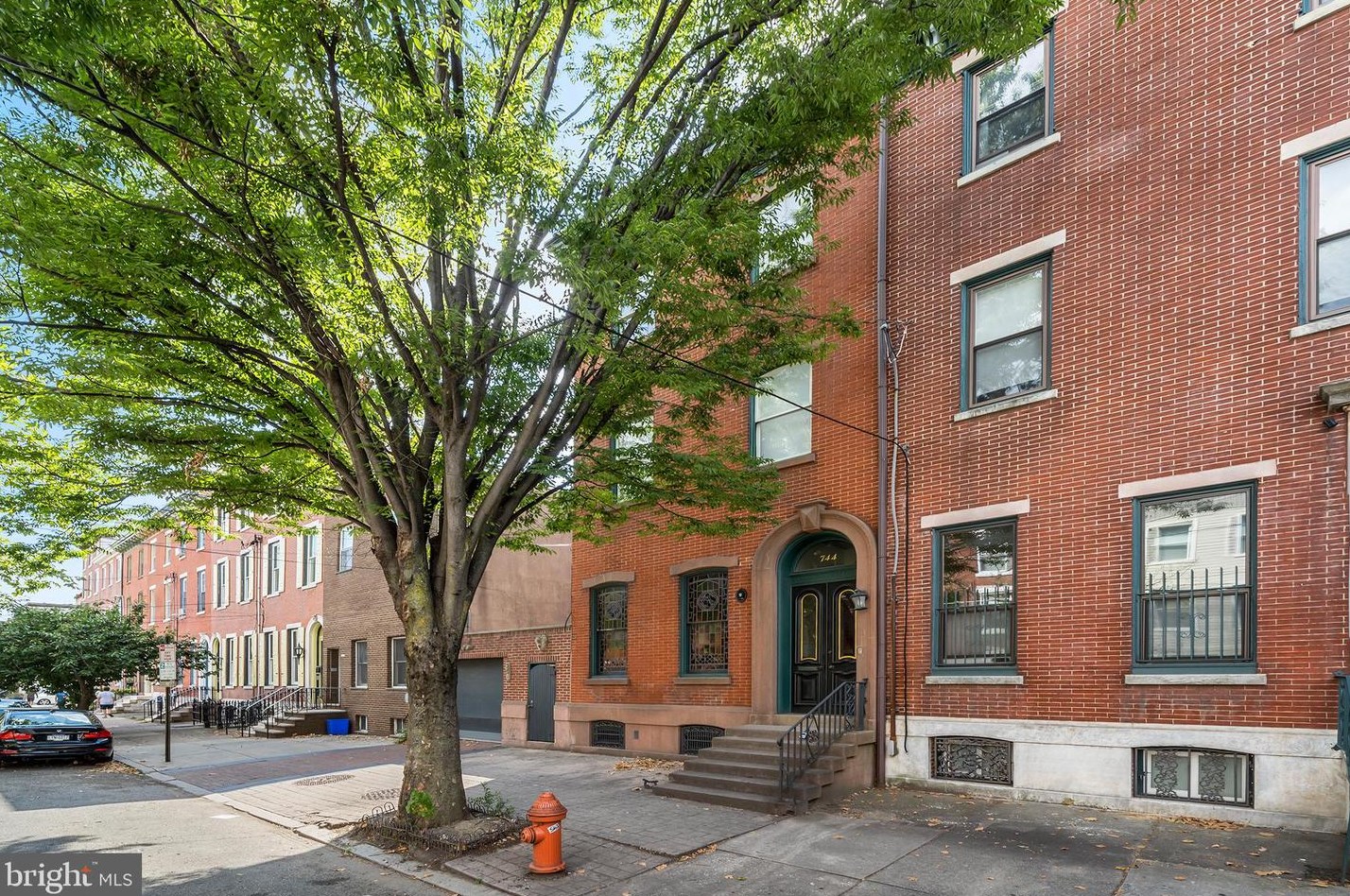 744 S 10th St, Philadelphia, PA 19147