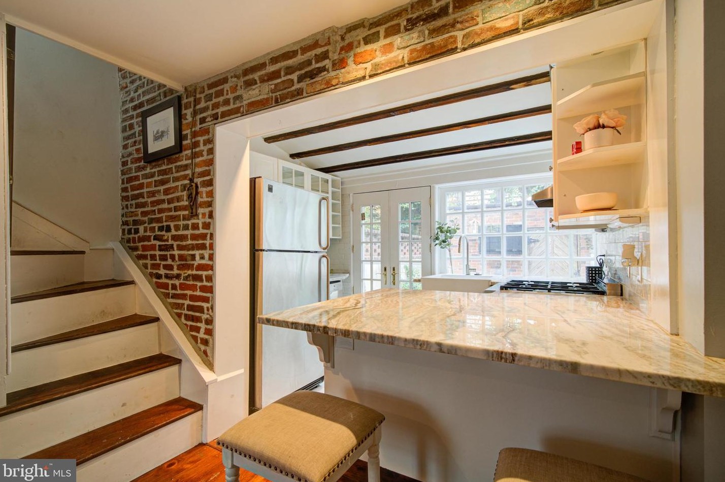 229 Jessup St, Philadelphia PA  19107-6758 exterior