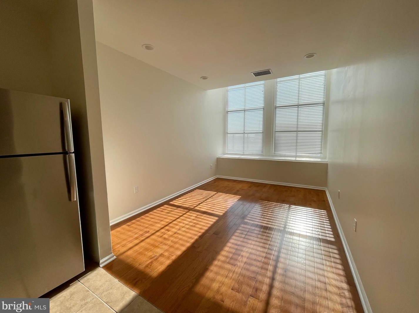 1050 E Montgomery Ave #305, Philadelphia, PA 19125