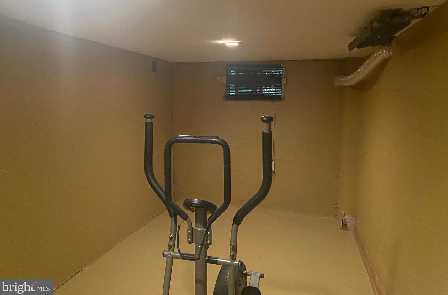 614 Lindley Ave, Philadelphia PA 19141-1015 exterior