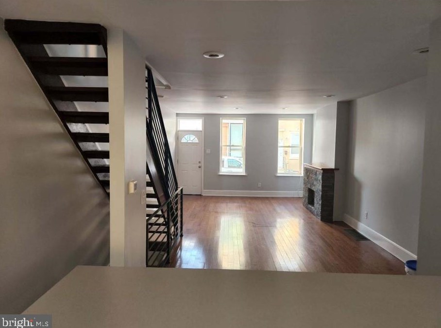 2113 Mountain St, Philadelphia PA  19145-1305 exterior