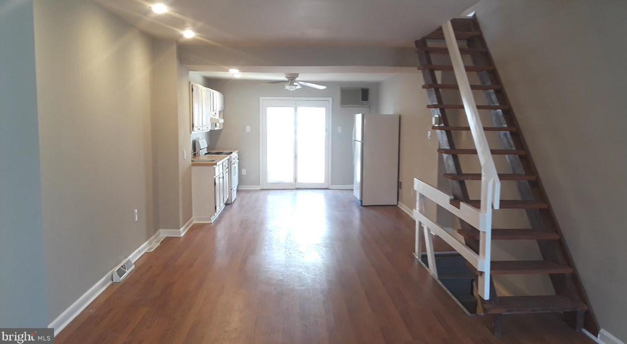 2132 S Philip St, Philadelphia, PA 19122