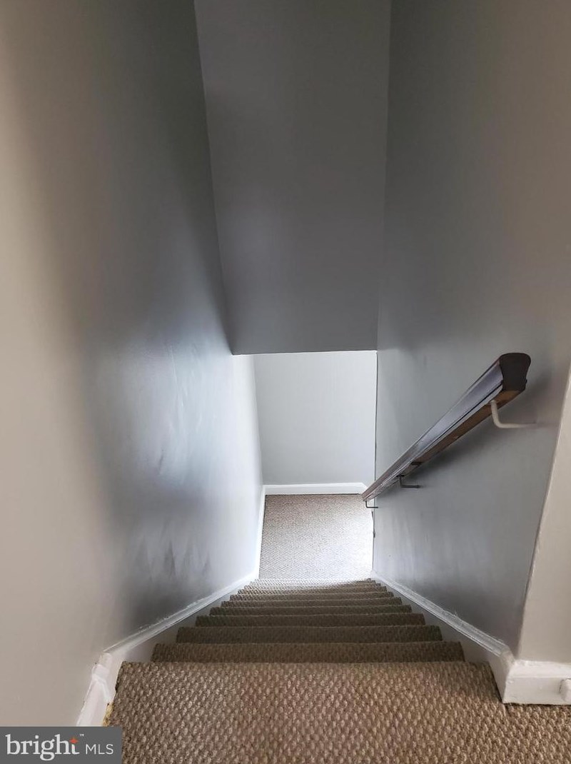 1306 Barnett St, Philadelphia PA  19111-5814 exterior