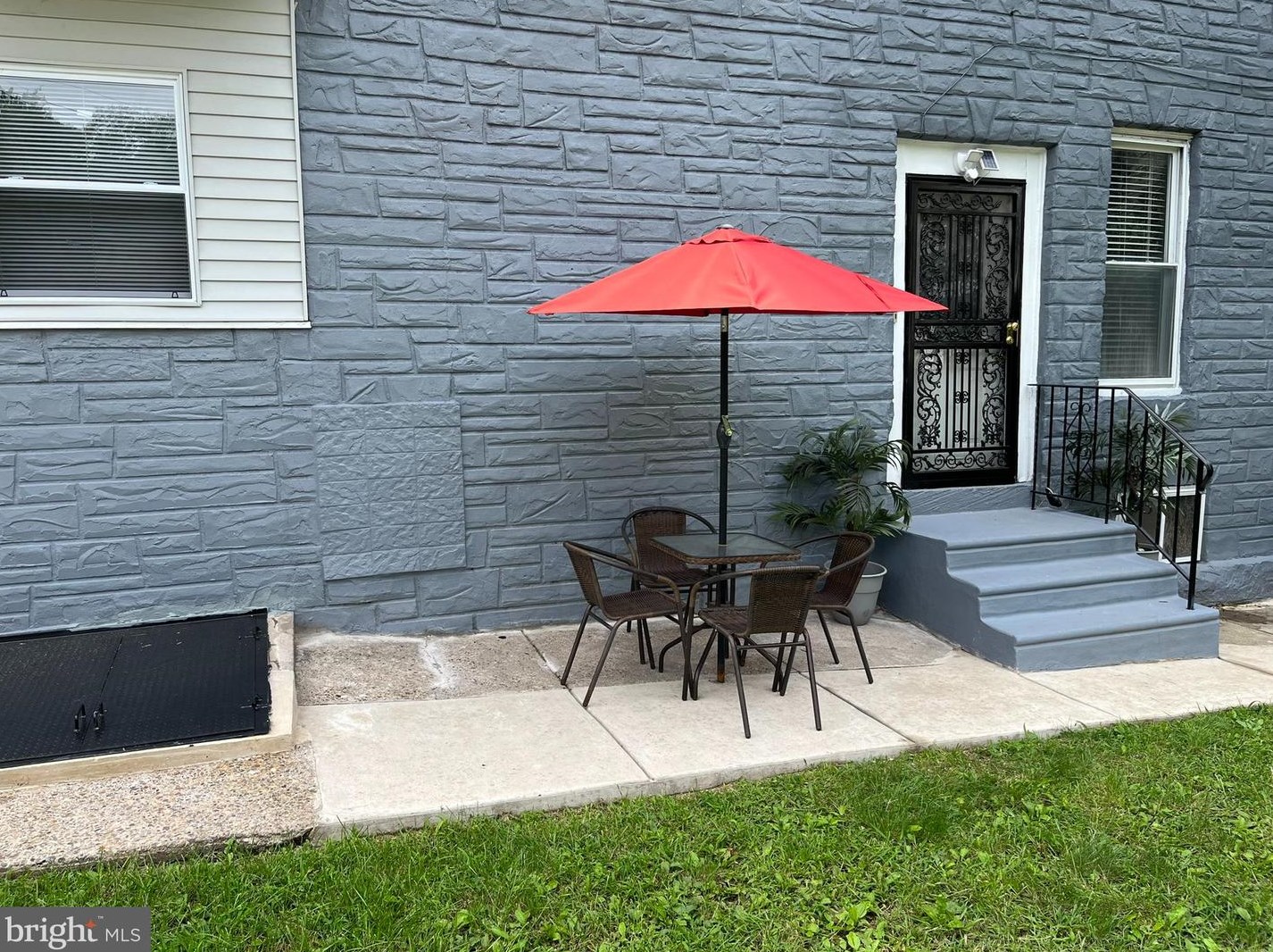 1760 Lindenwood St, Philadelphia PA  19131-3618 exterior