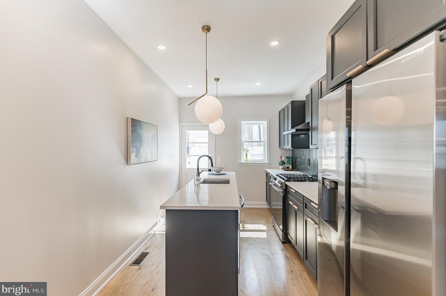 1435 Percy St, Philadelphia PA  19147-5614 exterior
