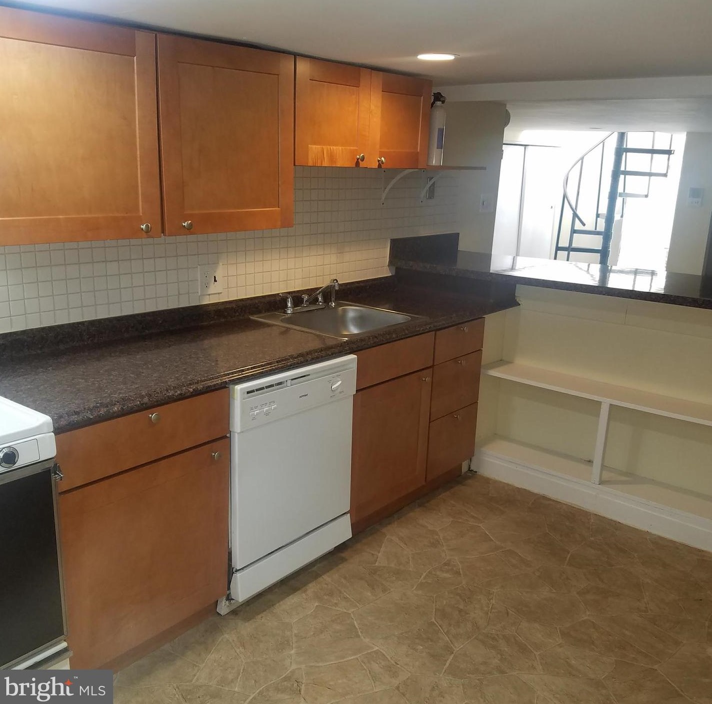 237 Fairmount Ave #1f, Philadelphia, PA 19123