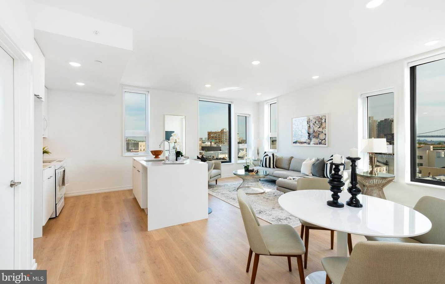 1141 Front N #602, Philadelphia, PA 19123