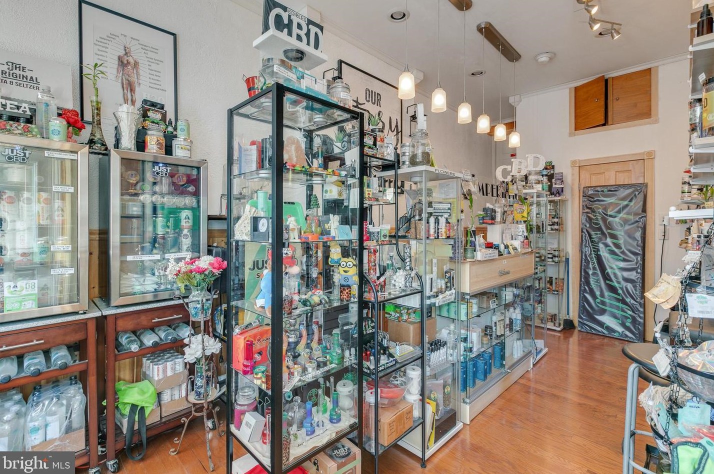 1443 Snyder Ave, Philadelphia, PA 19145-2317