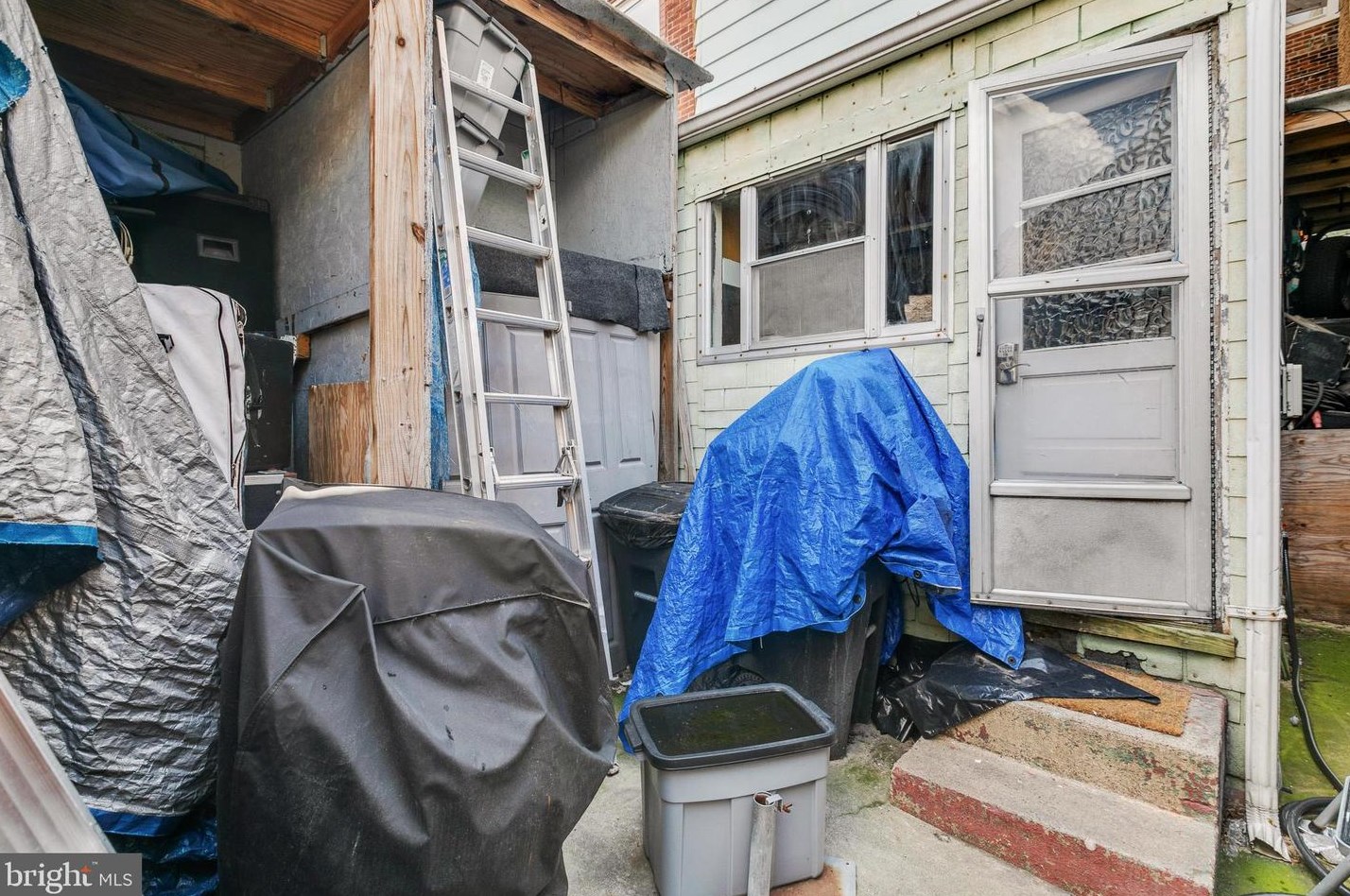 1443 Snyder Ave, Philadelphia PA 19148-2312 exterior