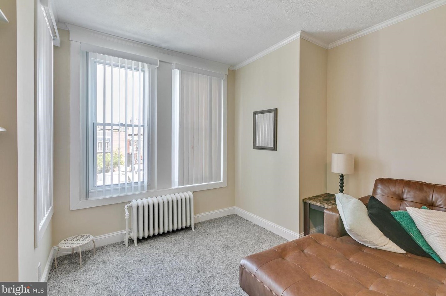 1443 Snyder Ave, Philadelphia PA 19148-2312 exterior